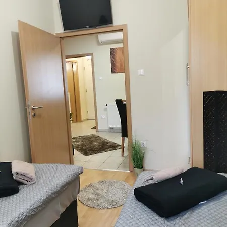 Csabai شقة